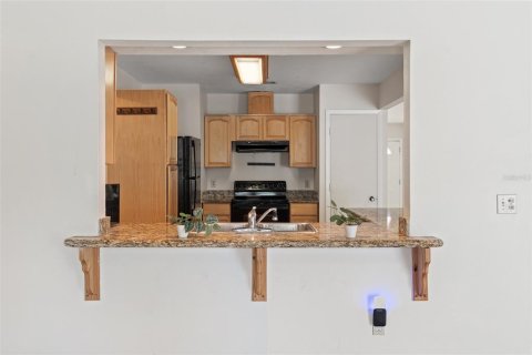 House in Palm Bay, Florida 3 bedrooms, 155.8 sq.m. № 1900341 - photo 13