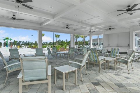 House in Palm Coast, Florida 5 bedrooms, 187.29 sq.m. № 2222831 - photo 23