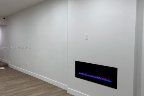 Touwnhouse à louer à Hialeah, Floride: 3 chambres, 132.94 m2 № 2028587 - photo 19