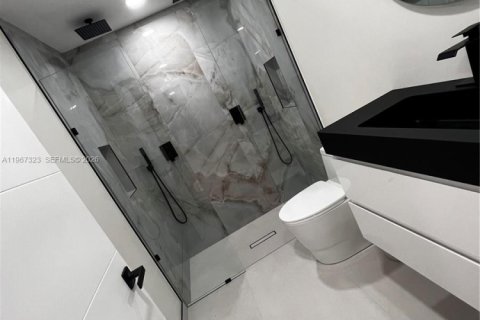 Touwnhouse à louer à Hialeah, Floride: 3 chambres, 132.94 m2 № 2028587 - photo 14