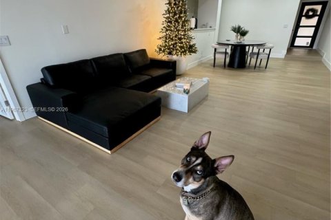 Touwnhouse à louer à Hialeah, Floride: 3 chambres, 132.94 m2 № 2028587 - photo 10