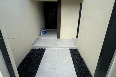 Touwnhouse à louer à Hialeah, Floride: 3 chambres, 132.94 m2 № 2028587 - photo 24