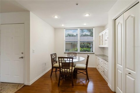 Condo in Sarasota, Florida, 2 bedrooms № 2142858 - photo 7