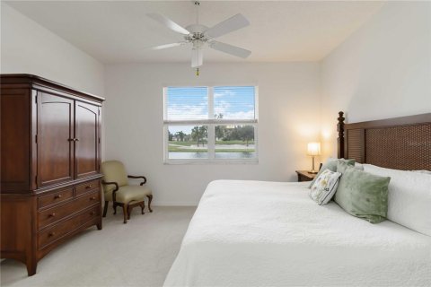Condo in Sarasota, Florida, 2 bedrooms № 2142858 - photo 16