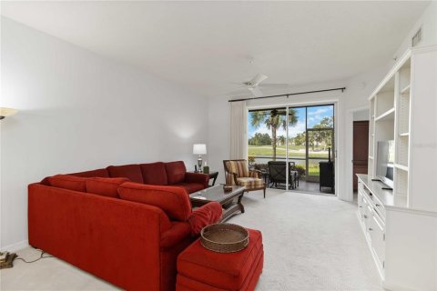 Condo in Sarasota, Florida, 2 bedrooms № 2142858 - photo 12