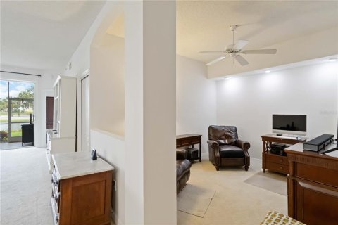 Condo in Sarasota, Florida, 2 bedrooms № 2142858 - photo 15