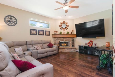Casa en venta en Plant City, Florida, 4 dormitorios, 240.52 m2 № 2216884 - foto 17