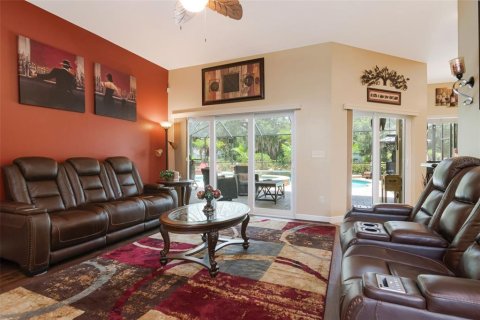 Casa en venta en Plant City, Florida, 4 dormitorios, 240.52 m2 № 2216884 - foto 5