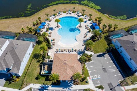 Townhouse in Kissimmee, Florida 5 bedrooms, 210.24 sq.m. № 1196094 - photo 26