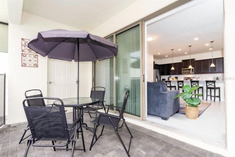 Townhouse in Kissimmee, Florida 5 bedrooms, 210.24 sq.m. № 1196094 - photo 20