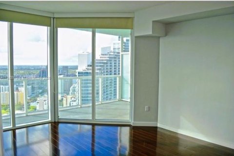 Condo in Miami, Florida, 2 bedrooms  № 1930719 - photo 6