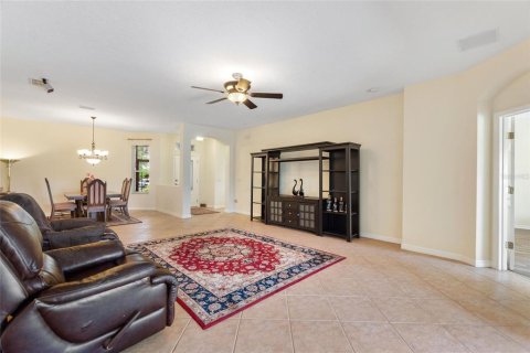 Villa ou maison à vendre à Kissimmee, Floride: 3 chambres, 168.8 m2 № 1885610 - photo 7