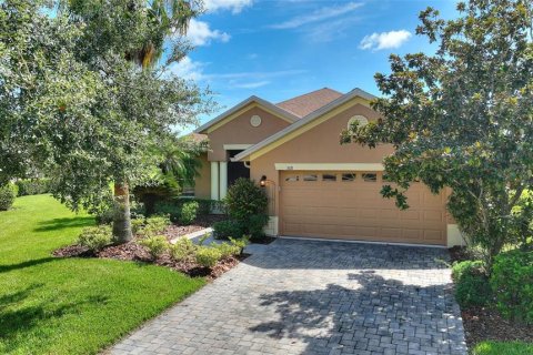 Villa ou maison à vendre à Kissimmee, Floride: 3 chambres, 168.8 m2 № 1885610 - photo 1