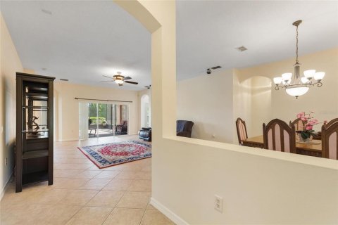 Villa ou maison à vendre à Kissimmee, Floride: 3 chambres, 168.8 m2 № 1885610 - photo 4