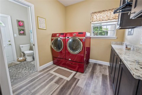 Casa en venta en Lake City, Florida, 4 dormitorios, 307.69 m2 № 1810424 - foto 16