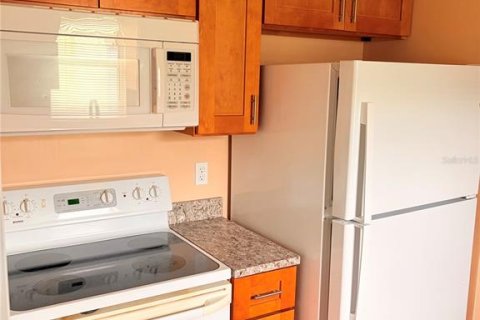 Immobilier commercial à vendre à Dunedin, Floride: 6 chambres, 236.16 m2 № 2418328 - photo 15