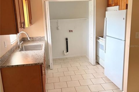 Immobilier commercial à vendre à Dunedin, Floride: 6 chambres, 236.16 m2 № 2418328 - photo 16
