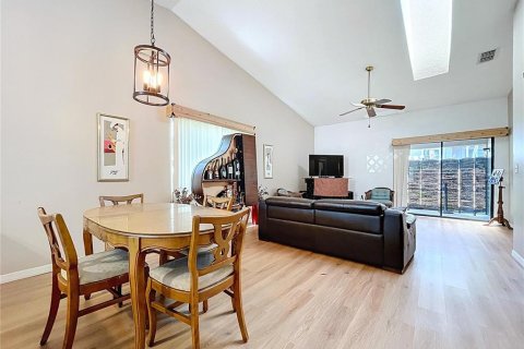 Casa en venta en Tarpon Springs, Florida, 2 dormitorios, 106.84 m2 № 1591446 - foto 8