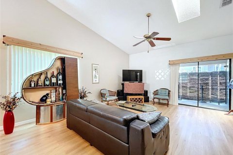 Casa en venta en Tarpon Springs, Florida, 2 dormitorios, 106.84 m2 № 1591446 - foto 9