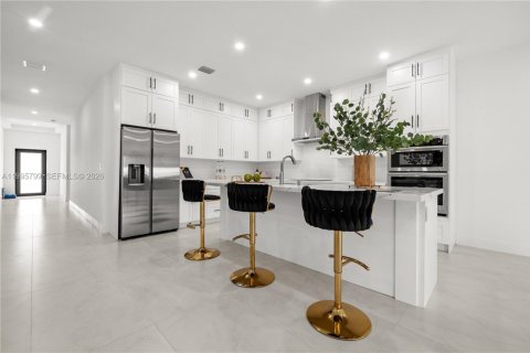 Villa ou maison à vendre à West Park, Floride: 4 chambres № 2063989 - photo 6