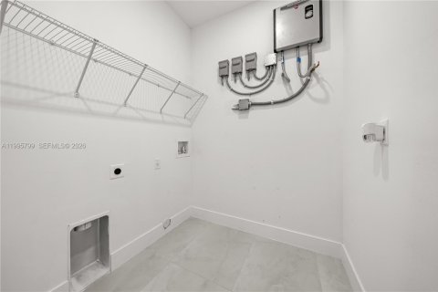 Villa ou maison à vendre à West Park, Floride: 4 chambres № 2063989 - photo 30