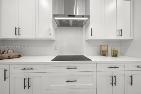 Villa ou maison à vendre à West Park, Floride: 4 chambres № 2063989 - photo 12