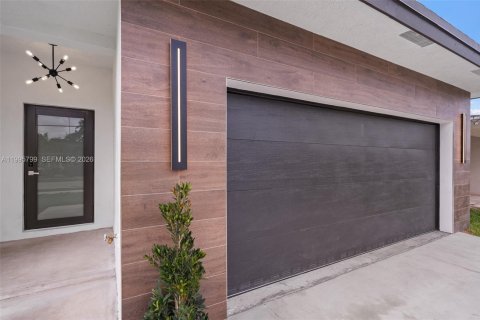 Villa ou maison à vendre à West Park, Floride: 4 chambres № 2063989 - photo 4