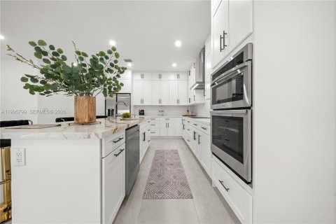 Villa ou maison à vendre à West Park, Floride: 4 chambres № 2063989 - photo 11