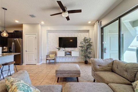 Touwnhouse à louer à Davenport, Floride: 5 chambres, 192.87 m2 № 2385648 - photo 13