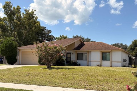 Villa ou maison à Deltona, Floride 2 chambres, 135.36 m2 № 2277952