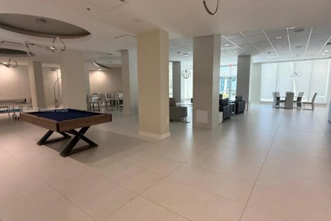 Condominio en venta en Hollywood, Florida, 1 dormitorio, 82.03 m2 № 1995757 - foto 6