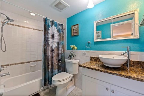 Casa en venta en Saint Petersburg, Florida, 2 dormitorios, 117.61 m2 № 1649880 - foto 20