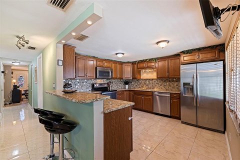 Casa en venta en Saint Petersburg, Florida, 2 dormitorios, 117.61 m2 № 1649880 - foto 5
