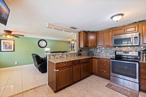 Casa en venta en Saint Petersburg, Florida, 2 dormitorios, 117.61 m2 № 1649880 - foto 7