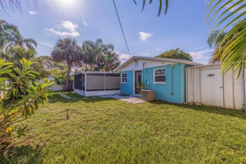 Casa en venta en Saint Petersburg, Florida, 2 dormitorios, 117.61 m2 № 1649880 - foto 27