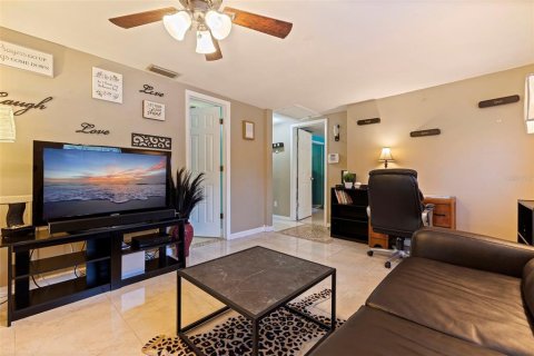 Casa en venta en Saint Petersburg, Florida, 2 dormitorios, 117.61 m2 № 1649880 - foto 21