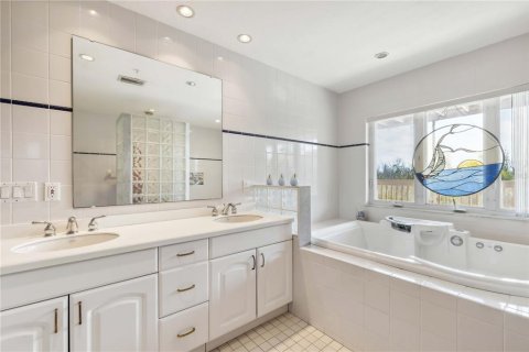 Villa ou maison à vendre à Boca Grande, Floride: 4 chambres, 428.09 m2 № 1814959 - photo 13
