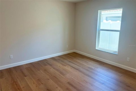 House in Sarasota, Florida 3 bedrooms, 128.21 sq.m. № 1615485 - photo 18