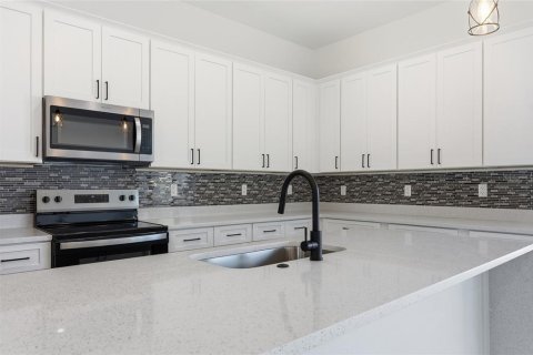 Casa en venta en Ocklawaha, Florida, 4 dormitorios, 206.43 m2 № 2156889 - foto 17