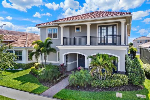 House in Orlando, Florida 5 bedrooms, 391.21 sq.m. № 1631606 - photo 9