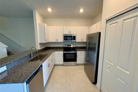 Adosado en alquiler en Palmetto, Florida, 3 dormitorios, 154.78 m2 № 1899689 - foto 9