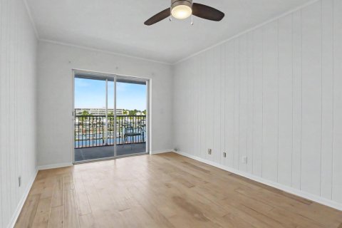 Condo in North Palm Beach, Florida, 2 bedrooms № 2188187 - photo 24