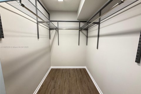 Copropriété à louer à Pembroke Pines, Floride: 2 chambres, 110.74 m2 № 1931336 - photo 19