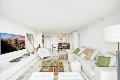 Снять в аренду кондоминиум в Авентура, Флорида 2 спальни, 113.62м2, № 1950988 - фото 12