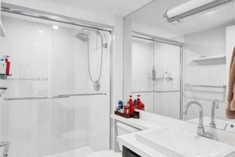 Снять в аренду кондоминиум в Авентура, Флорида 2 спальни, 113.62м2, № 1950988 - фото 19