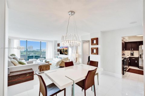 Снять в аренду кондоминиум в Авентура, Флорида 2 спальни, 113.62м2, № 1950988 - фото 8