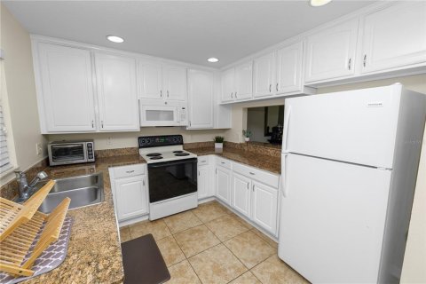 Condo in Lakeland, Florida, 2 bedrooms  № 1592553 - photo 12