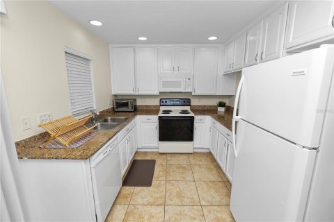 Condo in Lakeland, Florida, 2 bedrooms  № 1592553 - photo 11