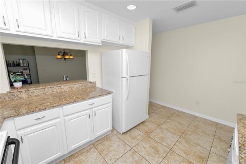 Condo in Lakeland, Florida, 2 bedrooms  № 1592553 - photo 14