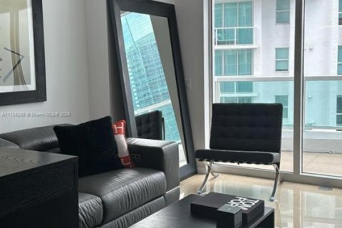 Condo in Miami, Florida, 1 bedroom  № 1457109 - photo 16